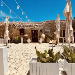 Arab courtyard, seaside tavern