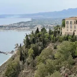 panorama côtier Taormina