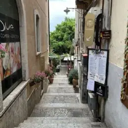 Roman alley